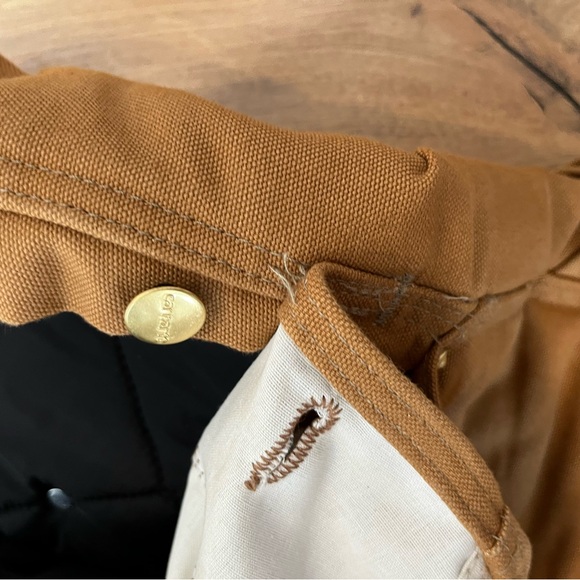 Carhartt Men’s Duck Insulated Bib Overalls - Picture 8 of 9